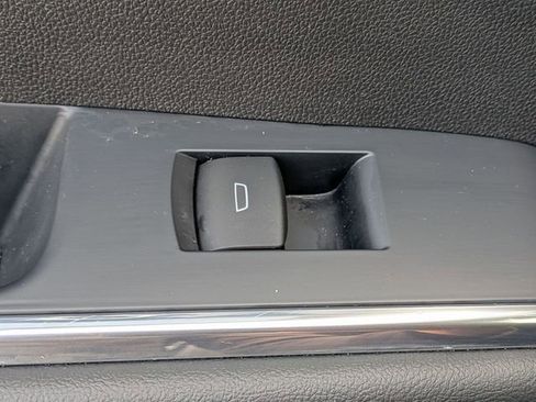 Used 2024 GMC Acadia Elevation w/ Black Edition image 30