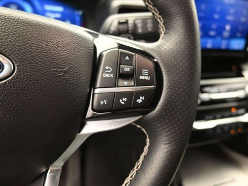 Used 2023 Ford Explorer ST image 7