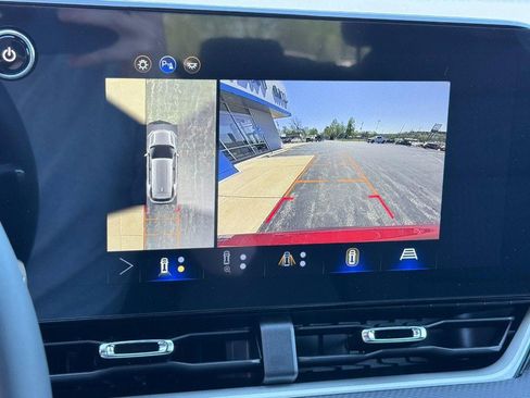 New 2026 Chevrolet Equinox LT image 14