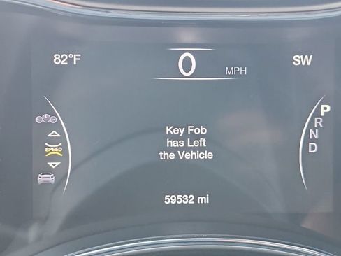 Used 2021 Jeep Grand Cherokee Laredo AWD/4WD image 32