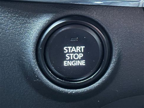 Used 2023 MAZDA MAZDA3 s image 34