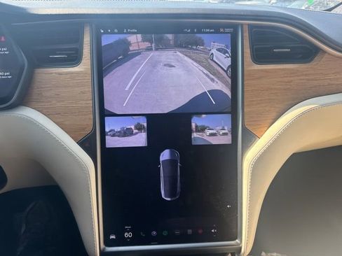 Used 2020 Tesla Model X Long Range image 16