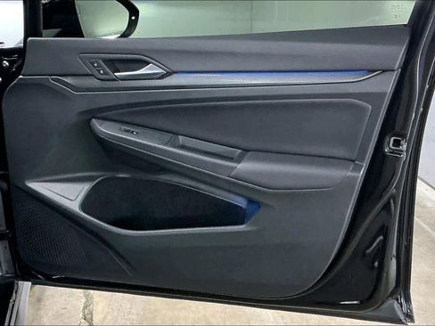Used 2024 Volkswagen GTI Autobahn image 27