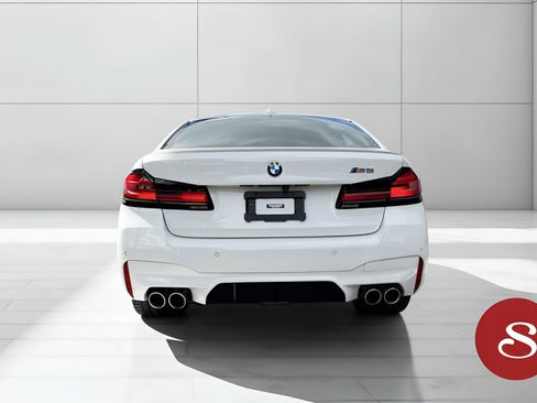 Used 2022 BMW M5 w/ Executive Package image 4