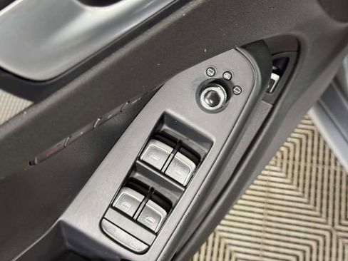 Used 2015 Audi A4 2.0T Premium Plus w/ Technology Package image 18