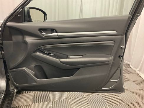 Used 2023 Nissan Altima 2.5 SL AWD/4WD image 33