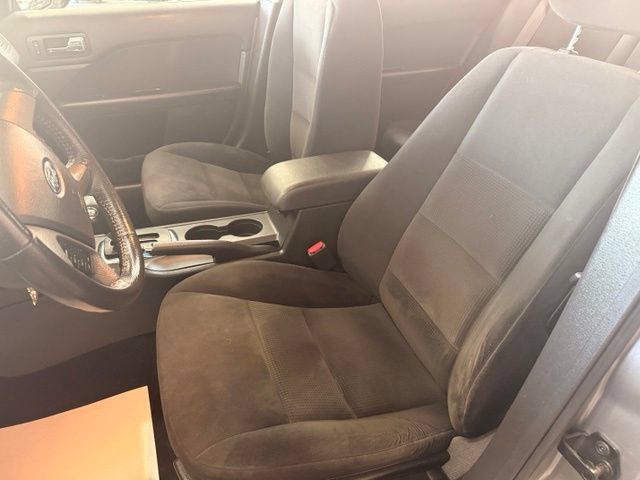 Used 2008 Ford Fusion SEL FWD image 7