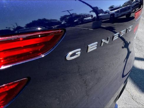 Used 2025 Genesis GV70 2.5T w/ Sport Prestige Package AWD/4WD image 30