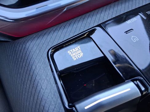 Used 2026 BMW X3 xDrive30 w/ Convenience Package image 17