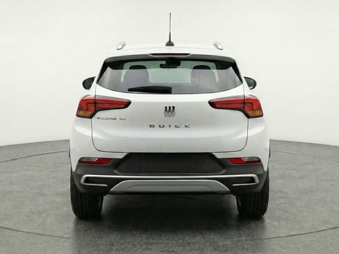 Used 2025 Buick Encore GX Preferred AWD/4WD image 7