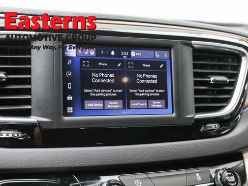 Used 2023 Chrysler Voyager LX FWD image 19