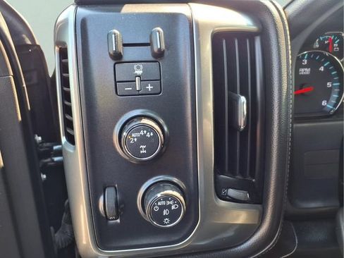 Used 2018 Chevrolet Silverado 1500 LTZ w/ Sport Package AWD/4WD image 17