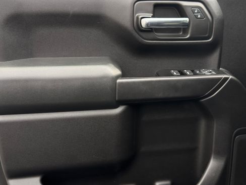 Used 2019 Chevrolet Silverado 1500 Custom Trail Boss image 14