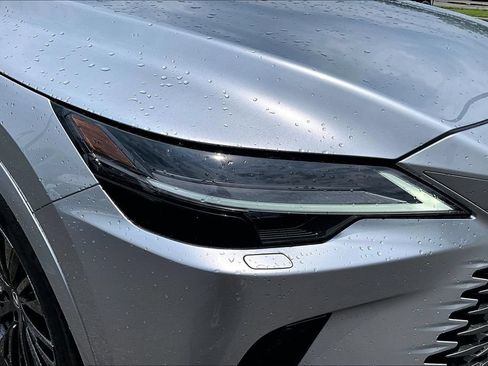 Used 2023 Lexus RX 350 w/ Accessory Package (2T) AWD/4WD image 39