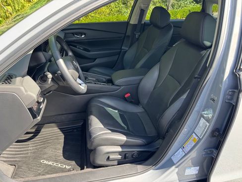 Certified 2023 Honda Accord Touring image 11