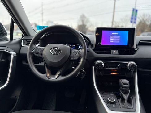 Used 2024 Toyota RAV4 LE image 26