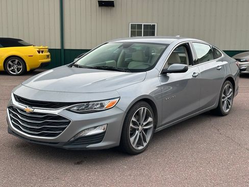 Used 2024 Chevrolet Malibu LT FWD image 4