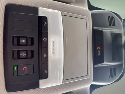 Used 2023 Nissan Rogue SL w/ SL Premium Package AWD/4WD image 22