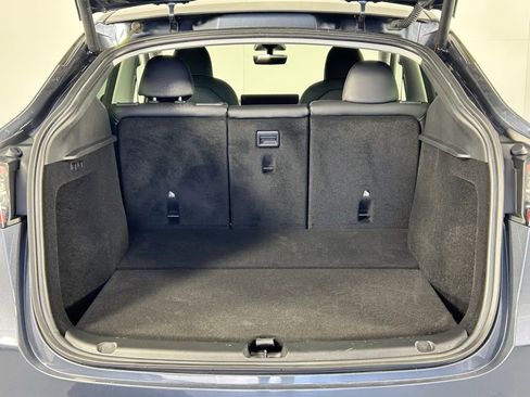 Used 2023 Tesla Model Y Long Range image 11