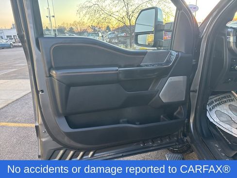 Used 2024 Ford F350 Platinum image 9