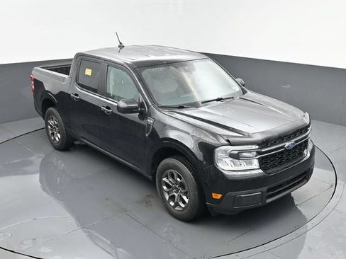 Used 2024 Ford Maverick XLT w/ Equipment Group 300A Standard AWD/4WD image 18