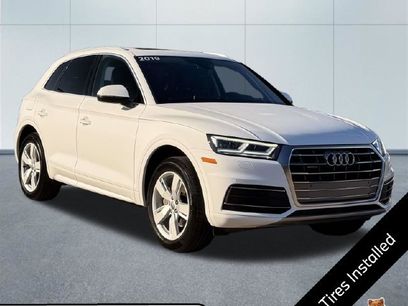 Used 2019 Audi Q5 2.0T Premium Plus w/ Premium Plus Package