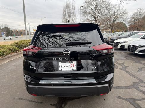 Certified 2024 Nissan Rogue SV image 6
