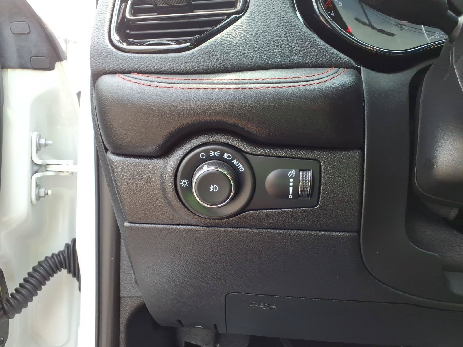 Used 2023 Dodge Durango R/T RWD image 37