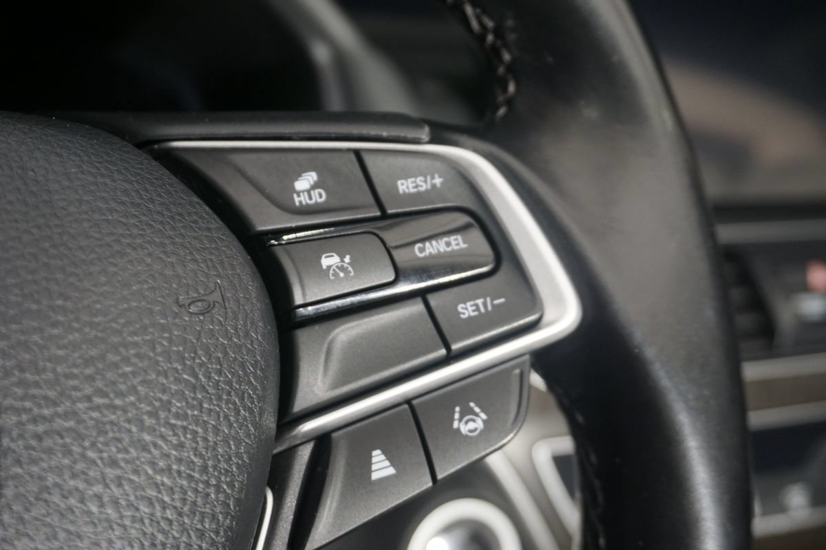 Used 2021 Honda Accord Touring image 13