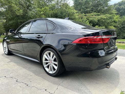 Used 2016 Jaguar XF R-Sport image 10