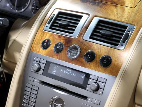 Used 2006 Aston Martin DB9 Volante RWD image 56