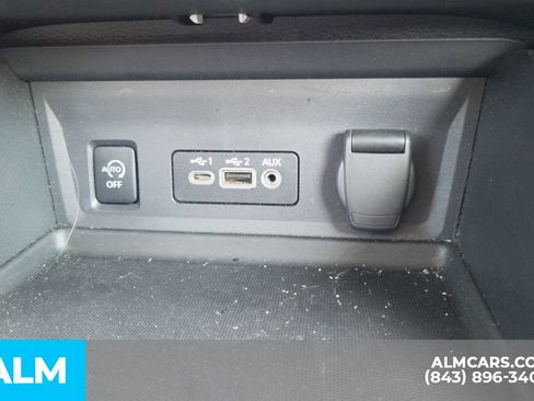 Used 2024 Nissan Sentra SV FWD image 16