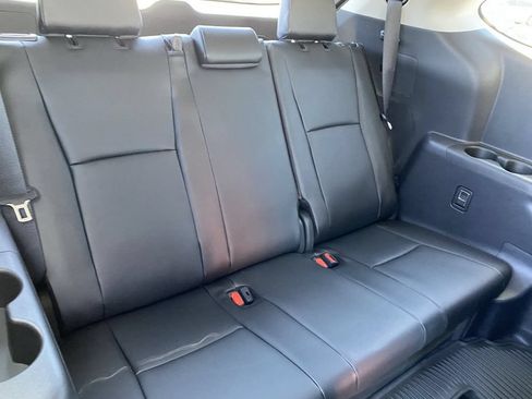 Certified 2026 Toyota Highlander Limited AWD/4WD image 20