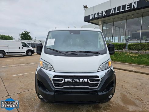 Used 2025 RAM ProMaster 2500 w/ U-Haul Equipment Group FWD image 9
