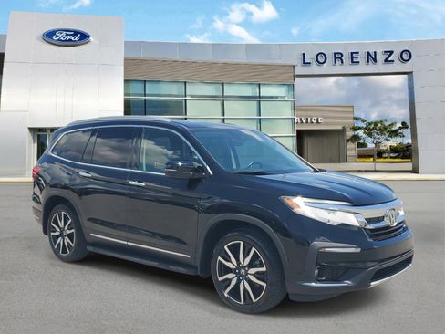 Used 2022 Honda Pilot Touring image 3