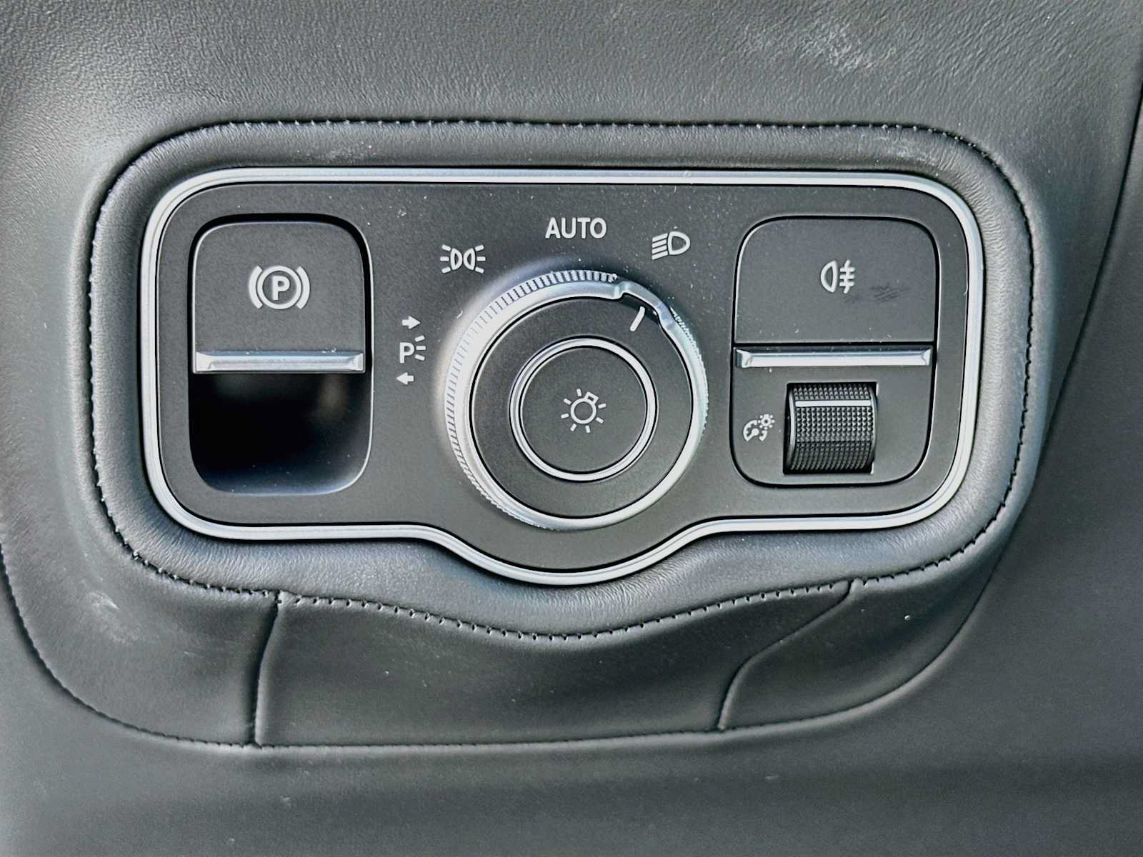 Used 2027 Mercedes-Benz G 63 AMG 4MATIC image 10