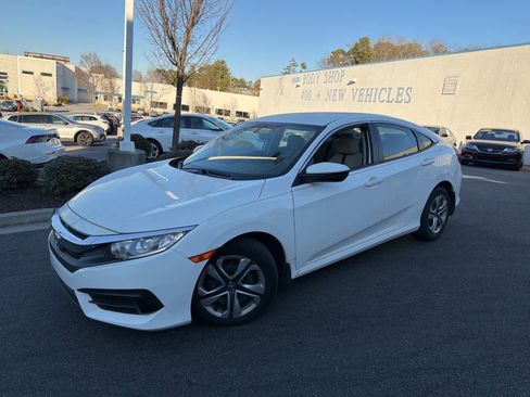 Used 2018 Honda Civic LX image 5