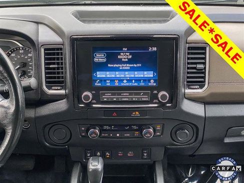 Used 2023 Nissan Frontier SV w/ SV Convenience Package image 38