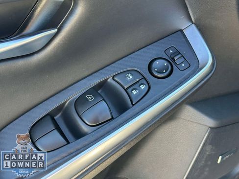 Used 2024 Nissan Sentra SR w/ SR Premium Package FWD image 21