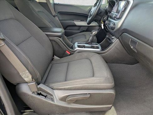 Used 2022 Chevrolet Colorado LT w/ Safety Package image 21