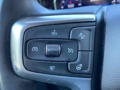 Used 2023 Chevrolet Silverado 1500 RST w/ Z71 Off-Road Package AWD/4WD image 7