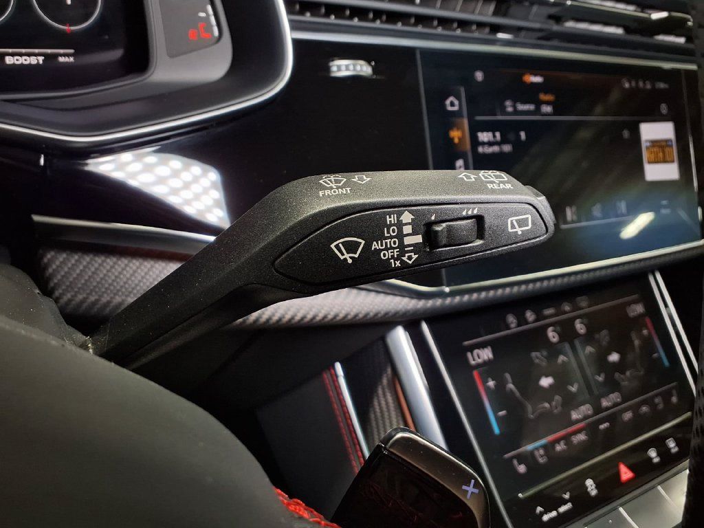 Used 2024 Audi RS Q8 AWD/4WD image 10