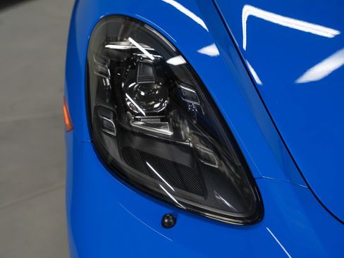 Used 2022 Porsche 718 Boxster RWD image 13