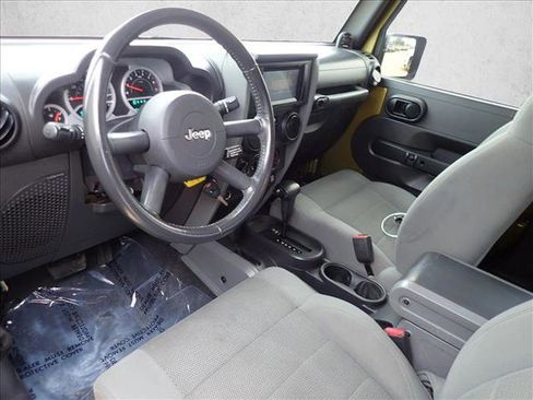 Used 2007 Jeep Wrangler Unlimited Sahara image 8