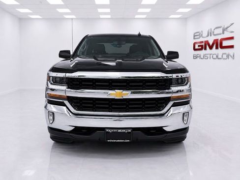 Used 2017 Chevrolet Silverado 1500 LT w/ All Star Edition AWD/4WD image 2