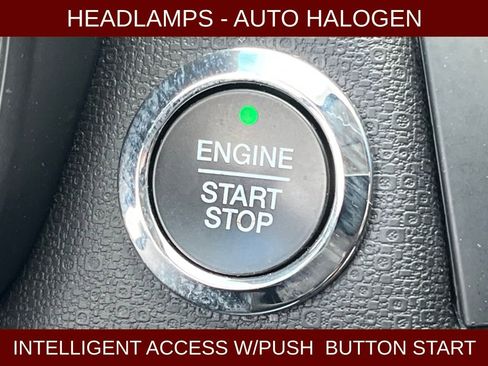 Used 2022 Ford EcoSport SE image 9