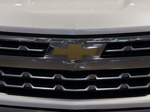 Used 2023 Chevrolet Silverado 1500 LTZ AWD/4WD image 12
