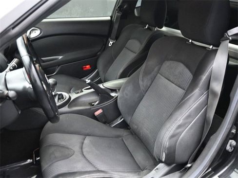 Used 2020 Nissan 370Z Touring w/ Aerodynamics Package image 6