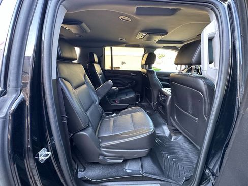 Used 2015 Chevrolet Suburban LTZ image 30