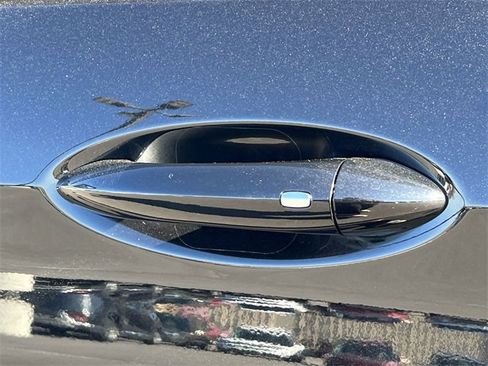 Used 2024 Chevrolet TrailBlazer LT w/ Driver Confidence Package image 38